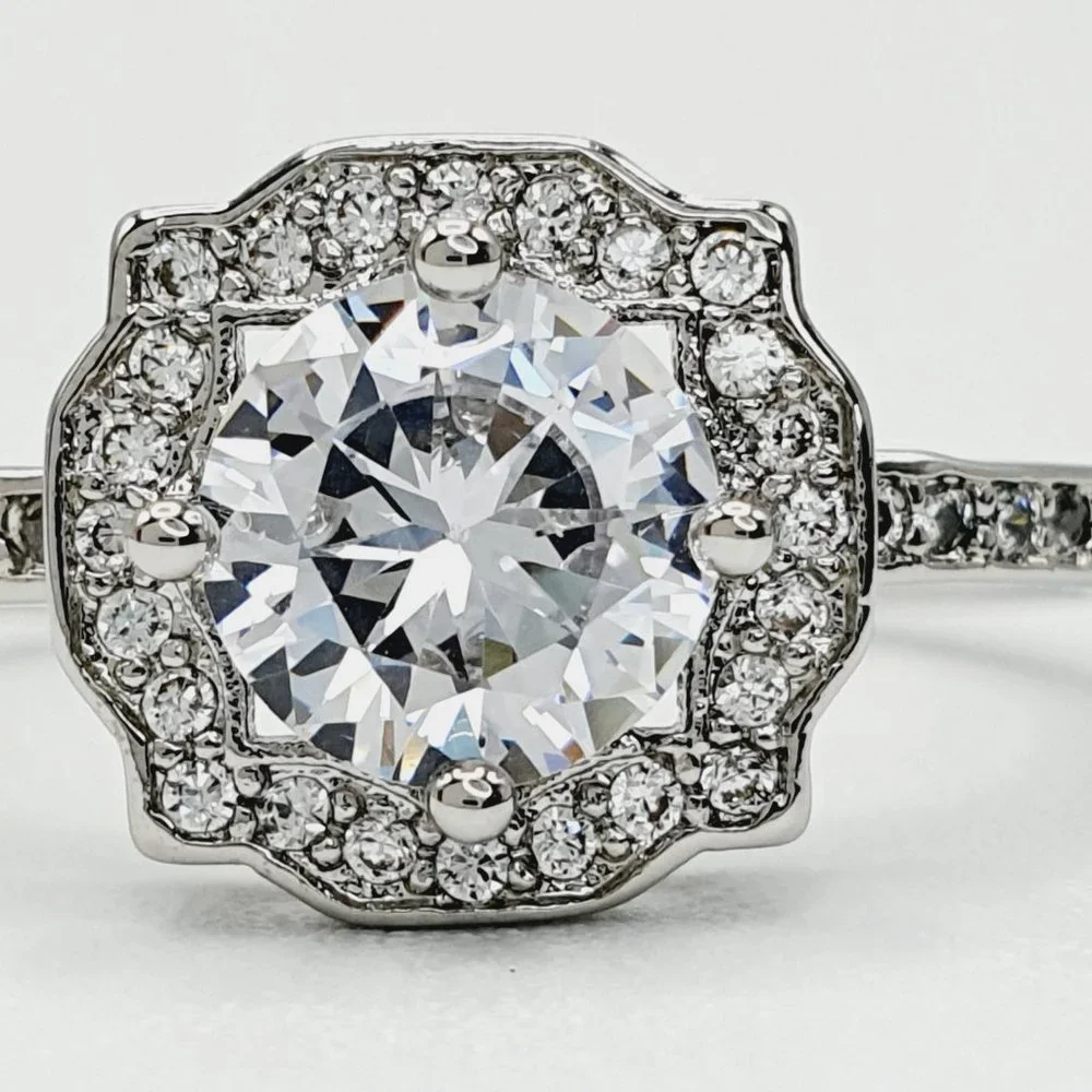 🎀Beautiful Round Shiny CZ Diamond Flower Micro Pave Wedding Ring, UNVN12316